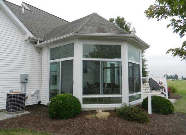 convert screen room to sunroom