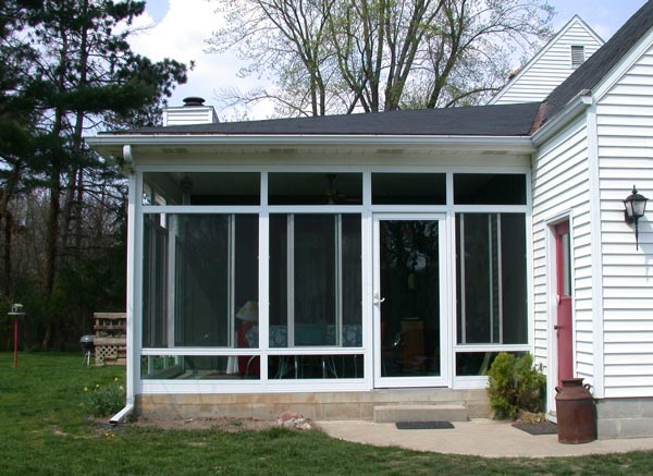 convert screen room to sunroom after